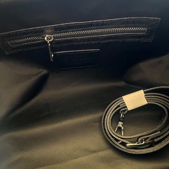 NWT BLK LEATHER Isadora BAG FAB DETAILING She’s a RoCk StAr💫 💥 FREE SHIPPING! - Picture 5 of 8